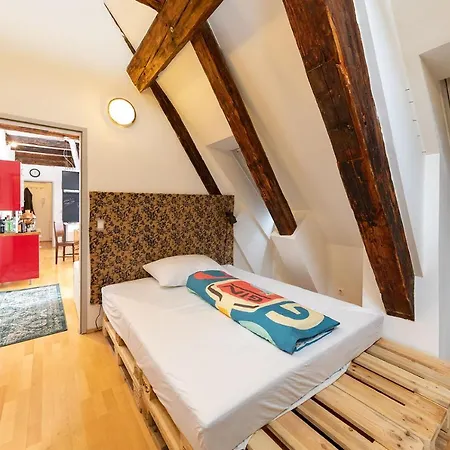 דירה Gin-department