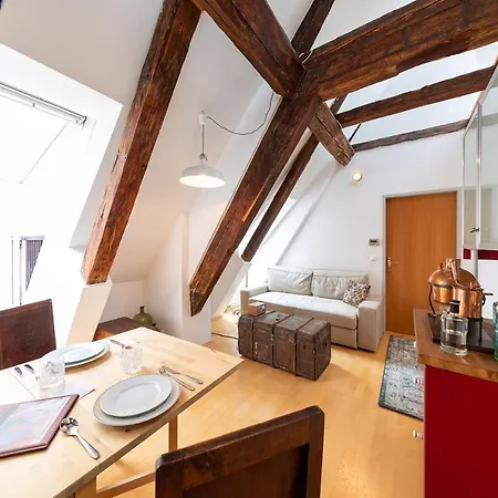 Apartment Gin-department *